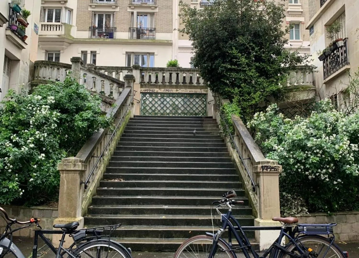 Apartment Loft Montmartre Au Pieds Des Vignes *